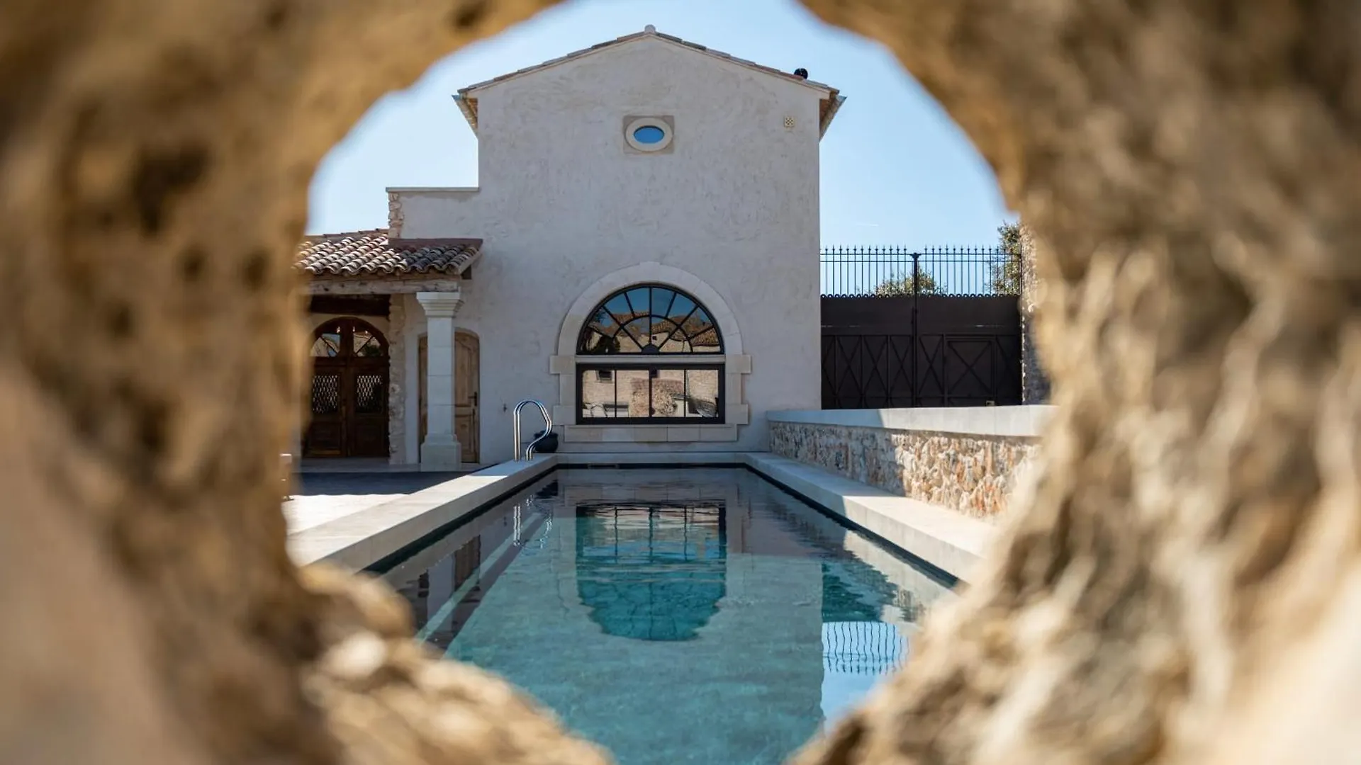 Large Property For Rent In Provence Lavande Et Merveilles سا سيتيورنا دابت